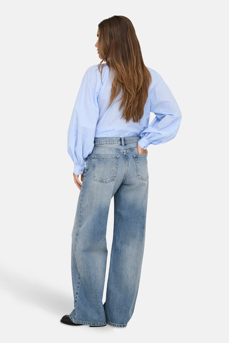 WIDE LOW LIGHT BLUE - light blue denim