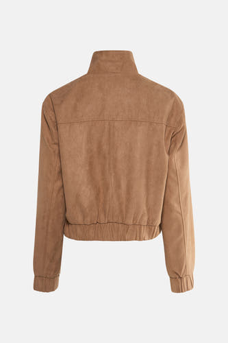 Beige korte jas van JDY, gezien vanaf de achterkant, met een hoge kraag en elastische zoom.
