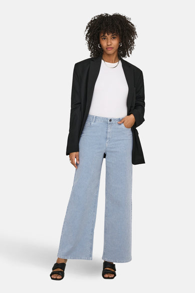 Broek van lichtblauw denim van ONLY®, met verticale strepen en wijde pijpen.