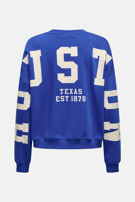 Blauwe sweater van ONLY® met tekstprint op de rug en mouwen.
