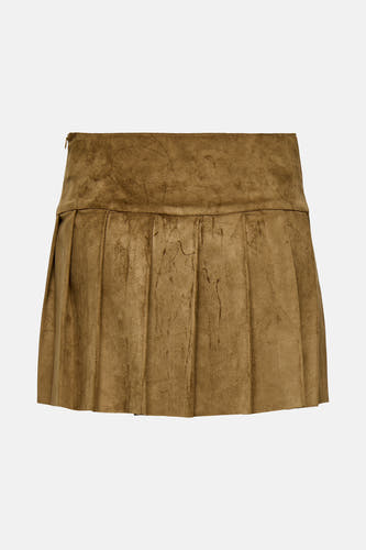 Jupe courte brune de ONLY, avec des plis et un subtil aspect velours.