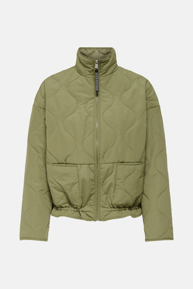 Manteau court vert de JDY, avec un motif à carreaux brodé et un col haut, vu de l'arrière.