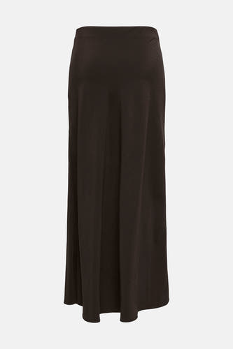 Longue jupe marron de JDY, avec une texture subtile et une silhouette fluide.
