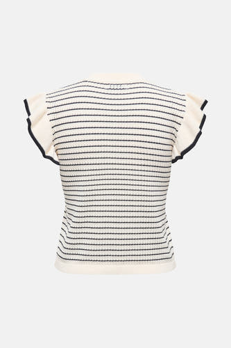 Witte pull van JDY, met gestreepte textuur en korte, geplooide mouwen.
