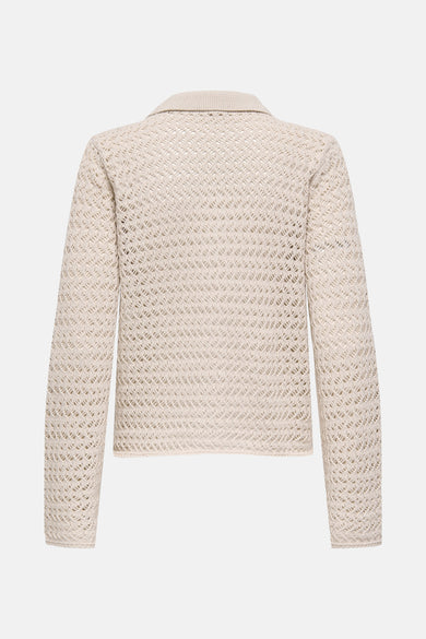 Beige vest van ONLY, met opengebreide textuur en lange mouwen, achterkant.
