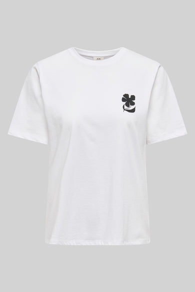 Wit T-shirt met korte mouwen van JDY, met een klein zwart klaverblad motief.
