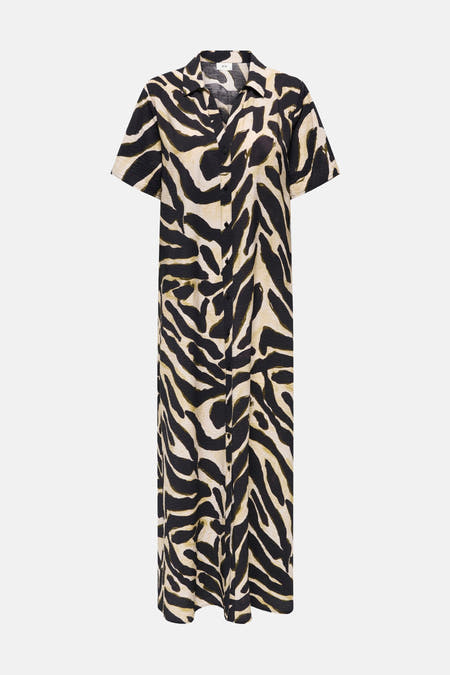 Zwarte jurk met korte mouwen van JDY, met een zebraprint en knoopsluiting aan de voorkant.