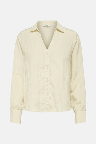Chemise écru à longues manches de JDY, avec une subtile texture et une fermeture à boutons.