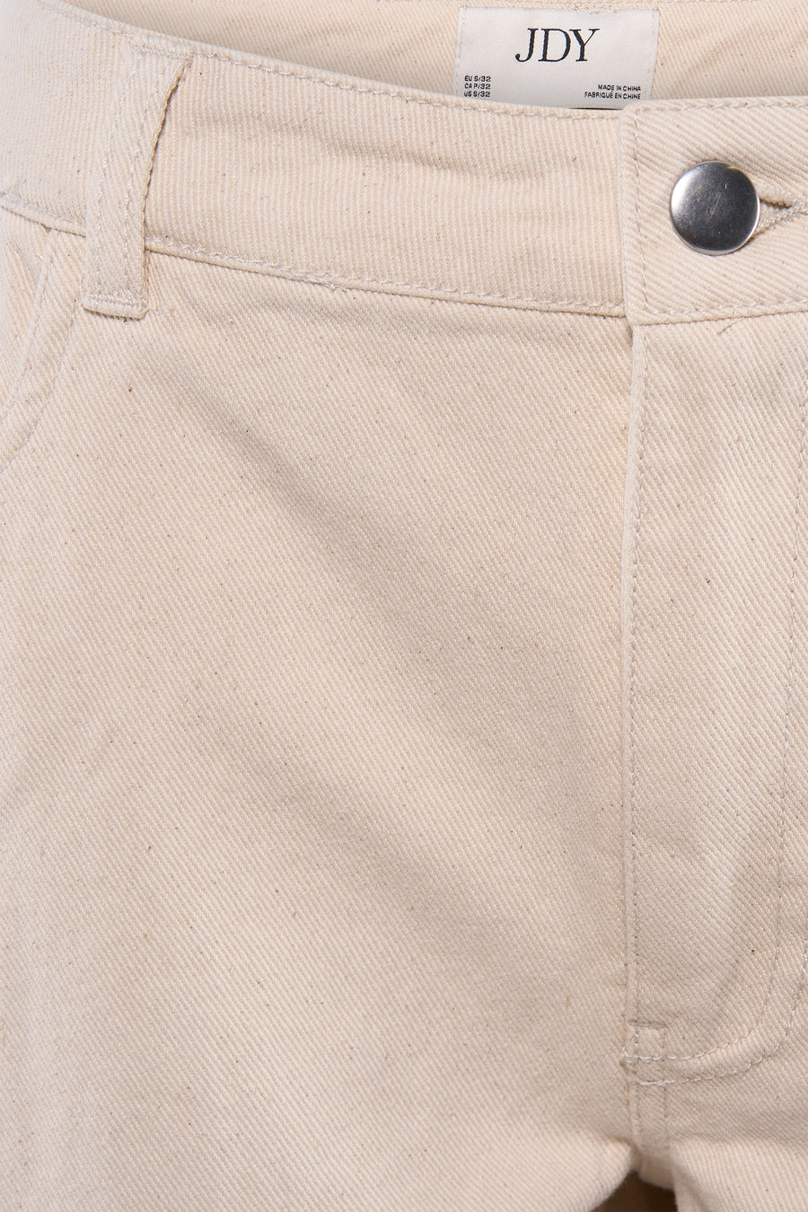 Beige gekleurde jeans van JDY, met een effen stof en zilverkleurige knoopsluiting.