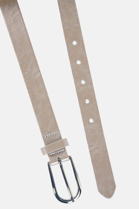 Zilveren riem van ONLY met een glanzende afwerking en een zilverkleurige gesp.
