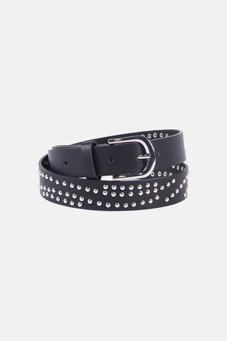 Zwarte riem van ONLY, versierd met zilveren studs in rijen.