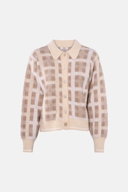 Ecru cardigan van JDY, met beige ruitpatroon en knoopsluiting.
