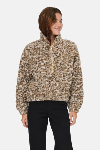 Beige korte jas van ONLY, met teddy textuur en een gouden ritssluiting.
