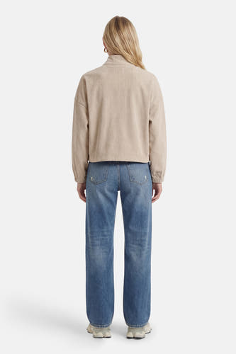 Manteau écru ONLY, à manches longues, à combiner avec un jean et des baskets.
