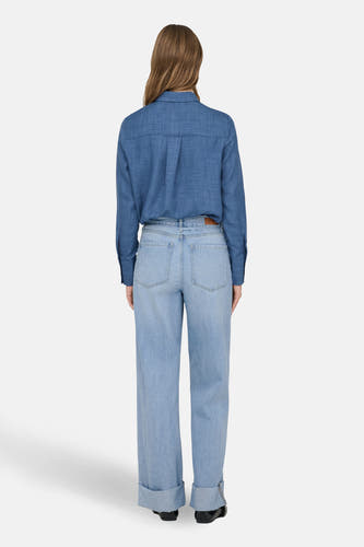 Lichtblauwe denim wide jeans van ONLY, met opgerolde pijpen en een effen kleur.