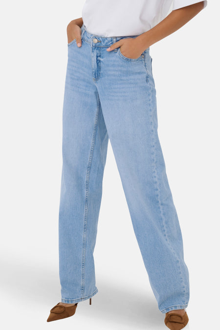 Jeans - light blue denim