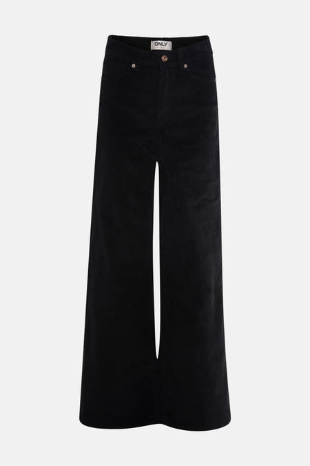 Zwarte corduroy broek van ONLY, met wijde pijpen en een label boven de knoop.
