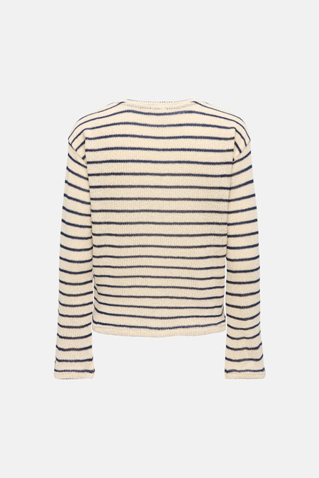 Multikleurige sweater met ronde hals van ONLY, gestreept patroon met lange mouwen.
