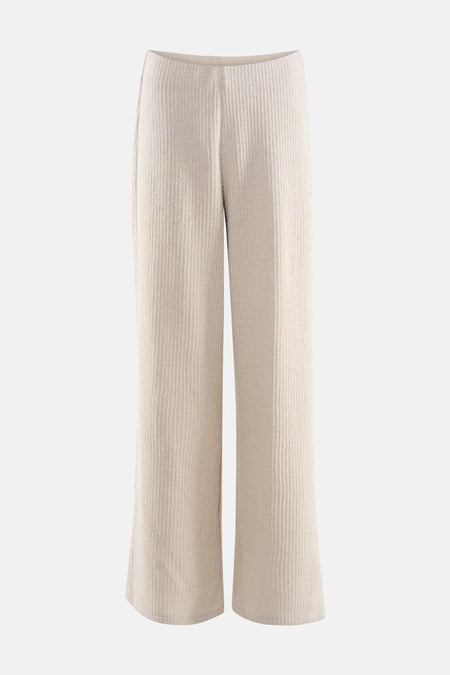 Pantalon écru ONLY à jambe large et texture subtile.