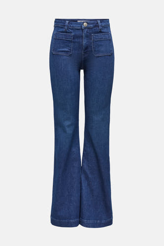 Jean flare bleu marine de ONLY, avec des poches brodées à l'avant.