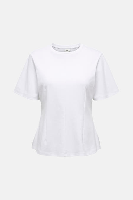 T-shirt blanc à manches courtes de JDY, avec une coupe ajustée et des coutures discrètes.