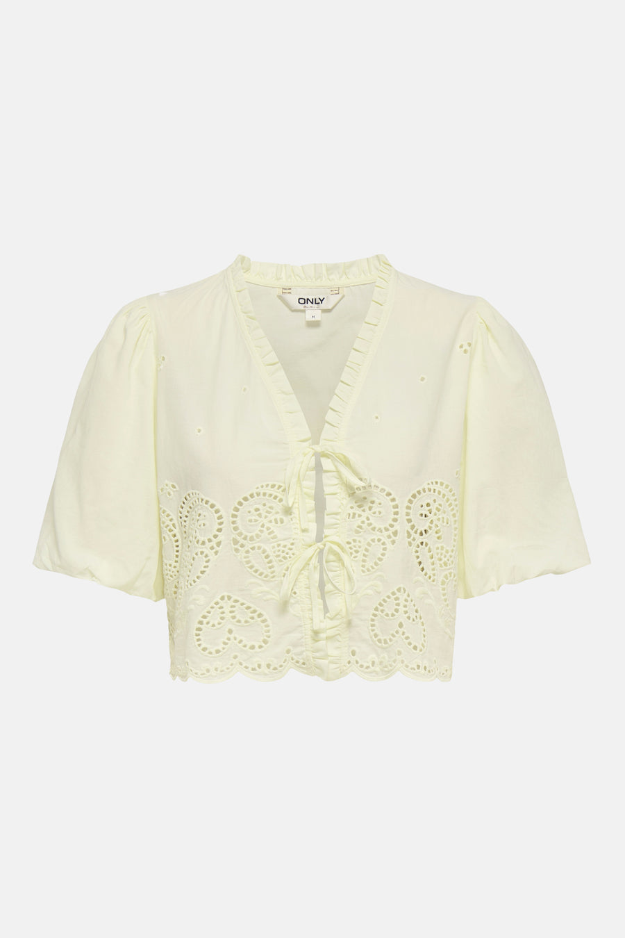 Ecru hemd met korte mouwen van ONLY, met broderie details en knoopsluiting aan de voorkant.
