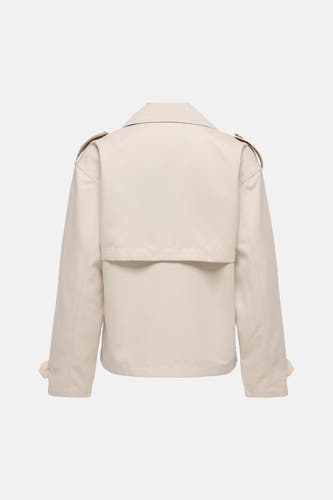 Manteau court beige de ONLY, avec col et épaulettes sur les épaules, vu de dos.