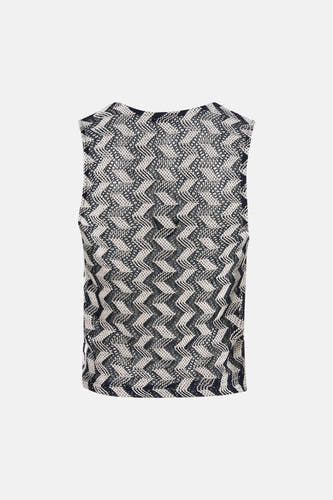 Mouwloos gilet met zwart-wit zigzaggpatroon van ONLY®, gezien vanaf de achterkant.