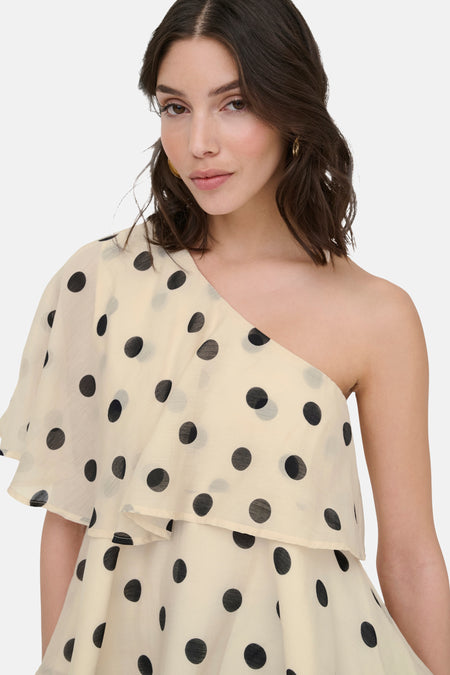 Ecru korte mouwen blouse van JDY met zwarte stippen en een asymmetrische halslijn met ruches.