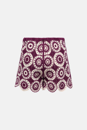 Paarse en crèmekleurige gehaakte short van ONLY® met een rond patroon en geschulpte zoom.