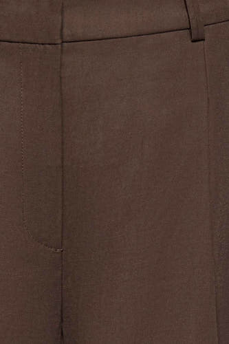 Short - brun