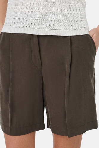Short - brun