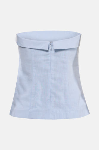 Lichtblauwe mouwloze blouse van ONLY® met ronde hals en centrale rits, gestructureerde stof, front view