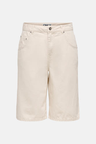 Beige Bermuda shorts van ONLY® met klassieke vorm, voorzien van voorzakken en knoopsluiting, front view