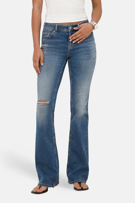BLUSH FLARE - Medium Blue Denim