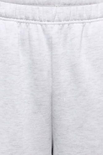 Grijze joggingbroek van ONLY® met elastische tailleband en zachte stof.
