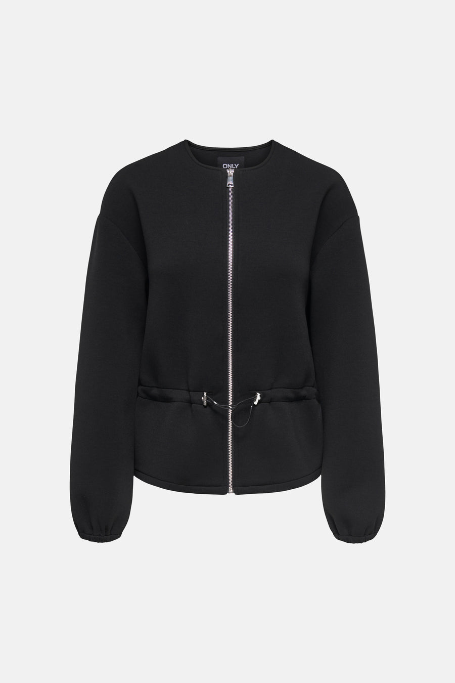 Veste courte noire ONLY avec fermeture éclair, col rond, cordon de serrage à la taille et poignets élastiques, vue de face.