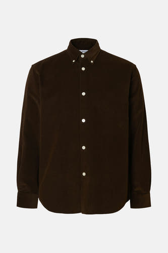 Bruin corduroy overhemd met lange mouwen van SELECTED, met witte knopen.
