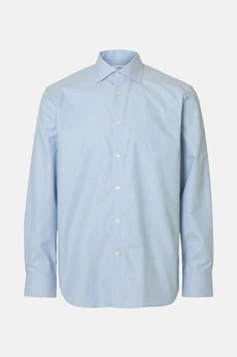 Chemise bleue à manches longues de SELECTED, subtilement rayée et avec col boutonné.