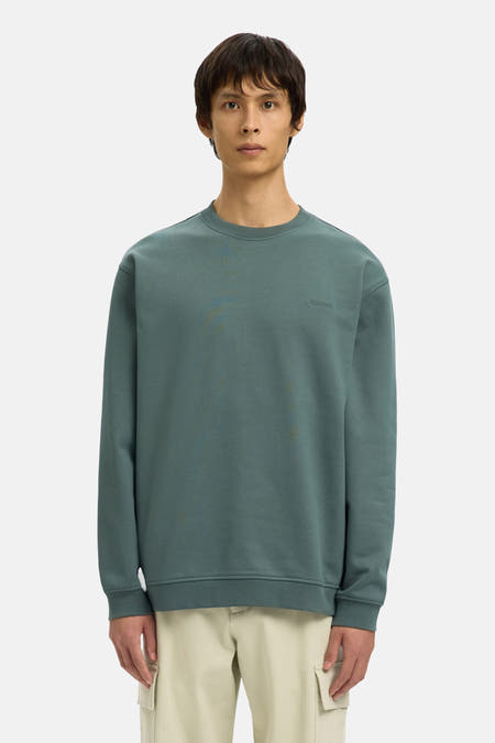 Groene sweater van SELECTED, met lange mouwen en een ronde hals.