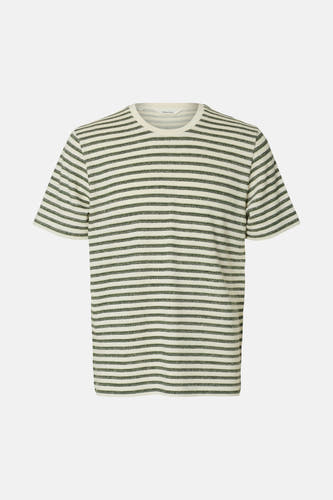 T-shirt multicolore de SELECTED, avec des rayures horizontales et un tissu finement texturé.