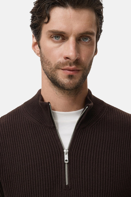 Pull met rolkraag - bruin