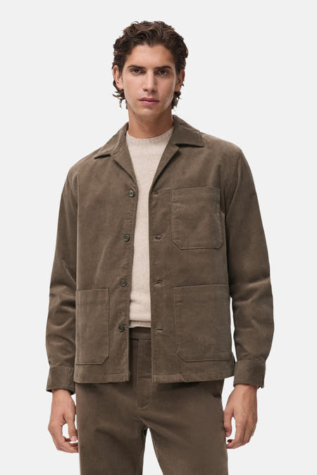 Grijs overhemd met lange mouwen van MANGO, met borstzakken en een subtiele corduroy textuur.