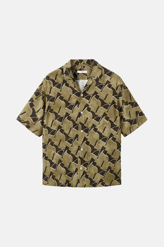 Chemise multicolore à manches courtes de MANGO, avec un motif d'formes abstr.