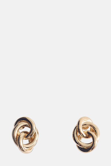 Gouden oorringen van MANGO, met een gedraaid design.

