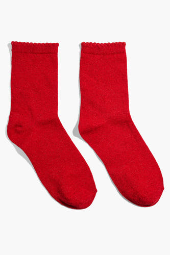 Chaussettes rouges de PIECES® avec des paillettes et un dessus rayé.