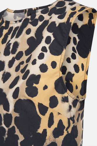 Beige blouse zonder mouwen van MANGO met een luipaardprint.
