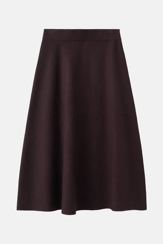 Lange bordeaux rok van MANGO, effen stof met een A-lijn silhouet.

