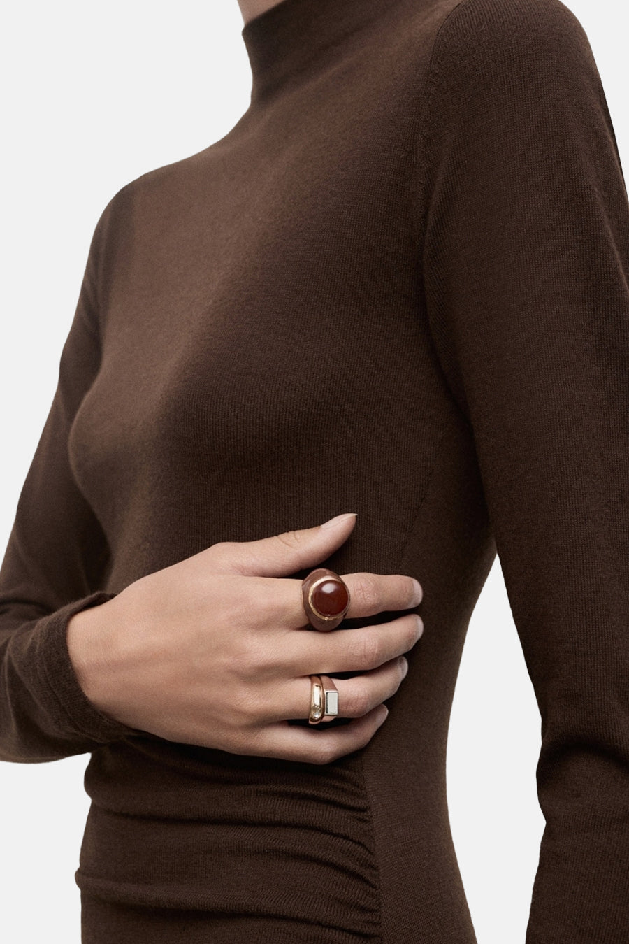 Robe à manches longues - brun - MANGO