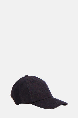 Blauw denim pet van MANGO met subtiel logo op de voorkant.
